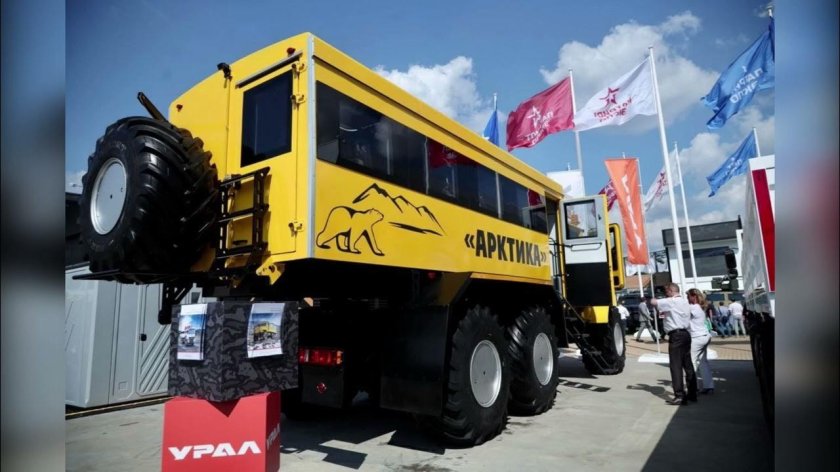Арктический автобус «Урал»-425702