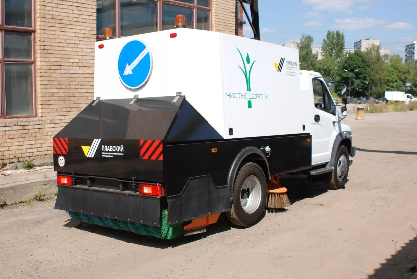 Подметально-уборочная машина пум-15