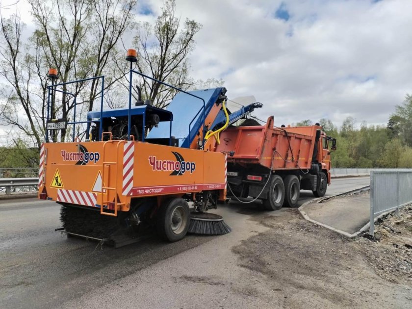 Подметальная машина чистодор