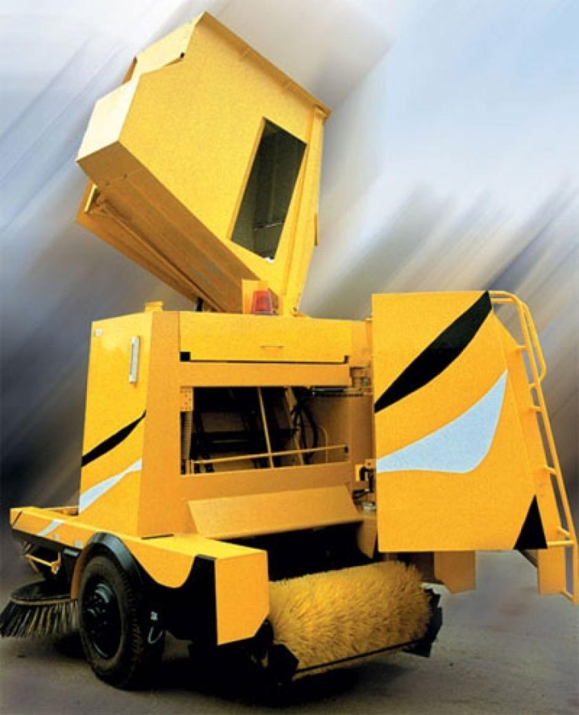 Подметально-уборочный прицеп к трактору МТЗ-82