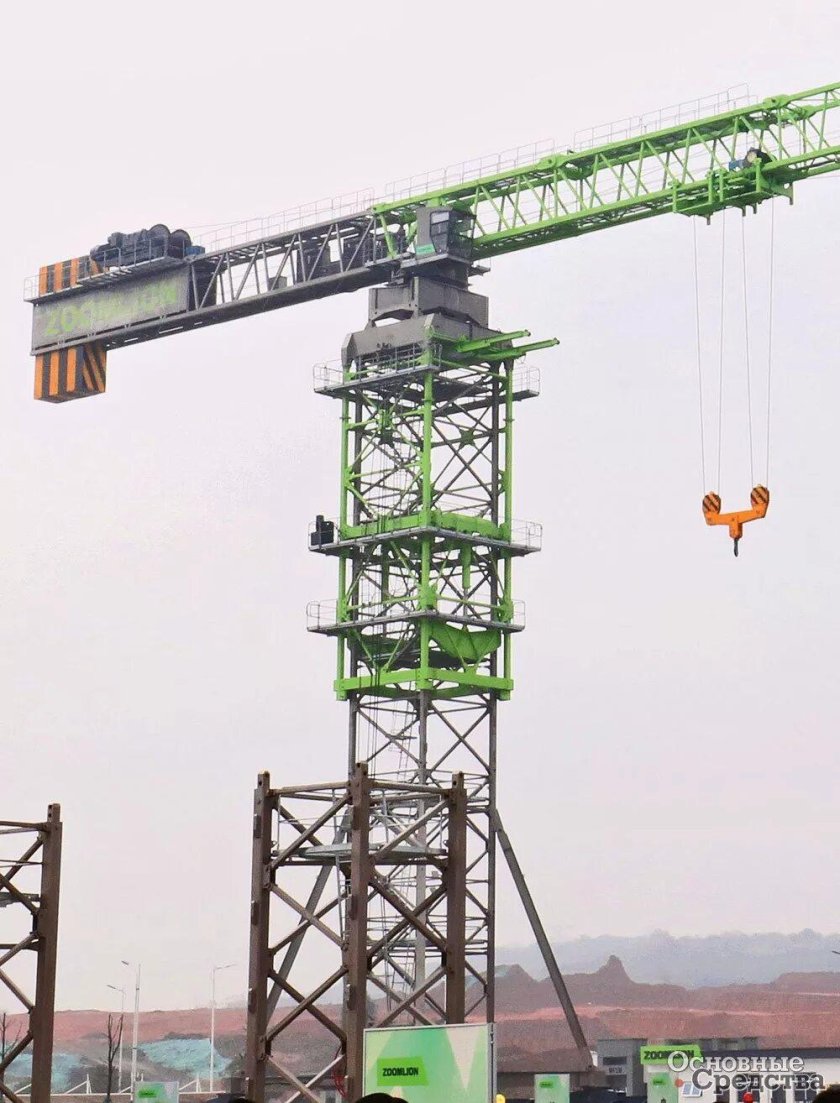Кран строительный Zoomlion
