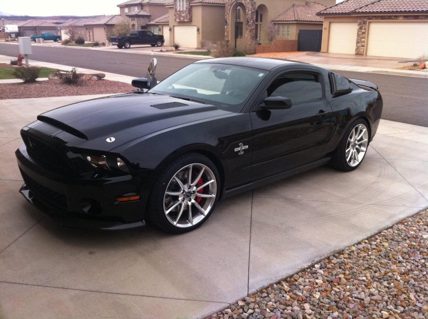 Форд Мустанг 2010