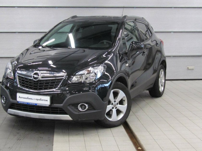 Опель мокка черный