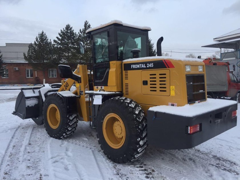 Фронтальный погрузчик frontal 240