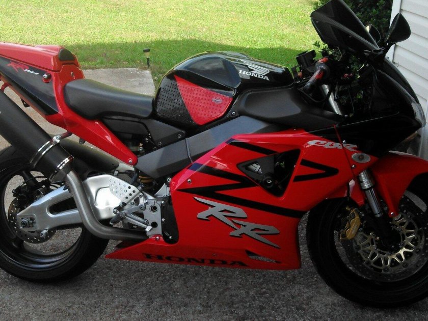 Honda cbr 954 rr fireblade