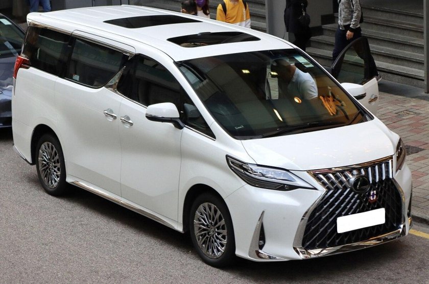 Лексус альфард