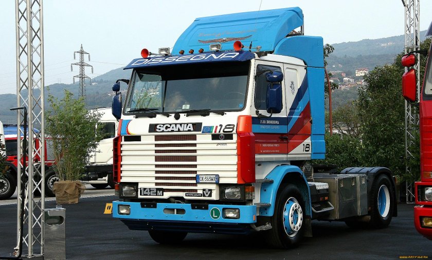 Scania 142