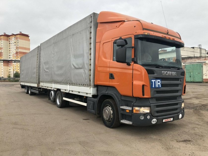 Скания r420 с прицепом тент