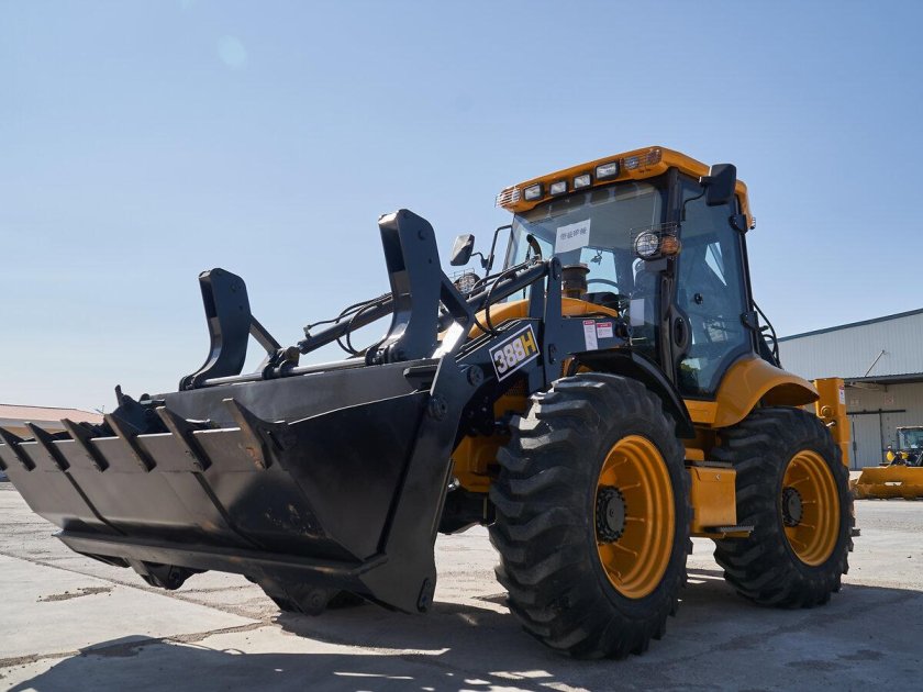 Экскаватор-погрузчик shanmon