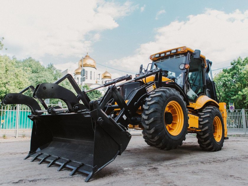 Экскаватор-погрузчик shanmon