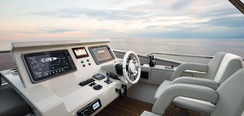 Флайбридж пост управления