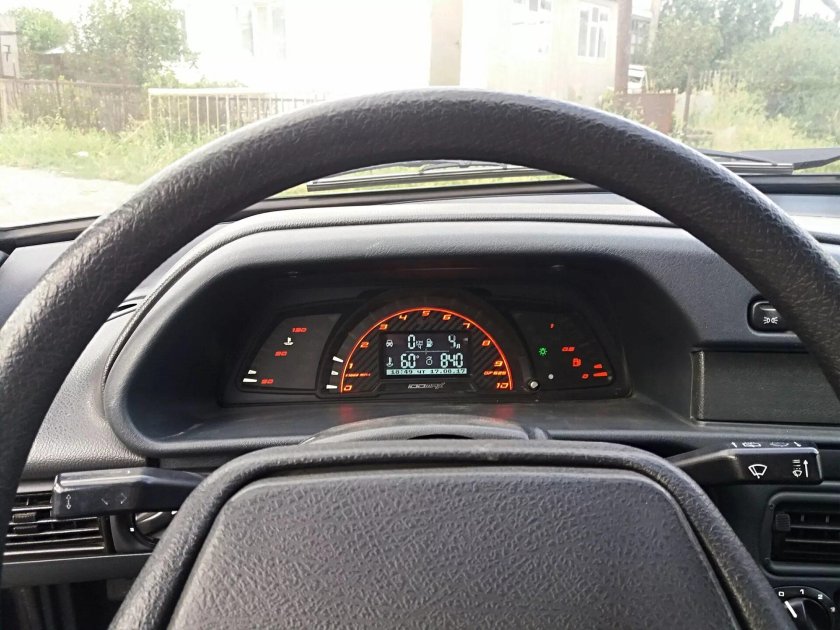 Приборная ВАЗ 2114