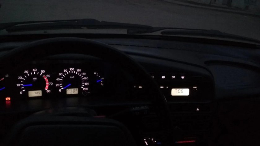 Приборная панель ВАЗ 2114 салон