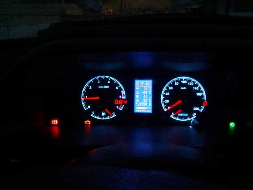 Приборная панель Лада 2114