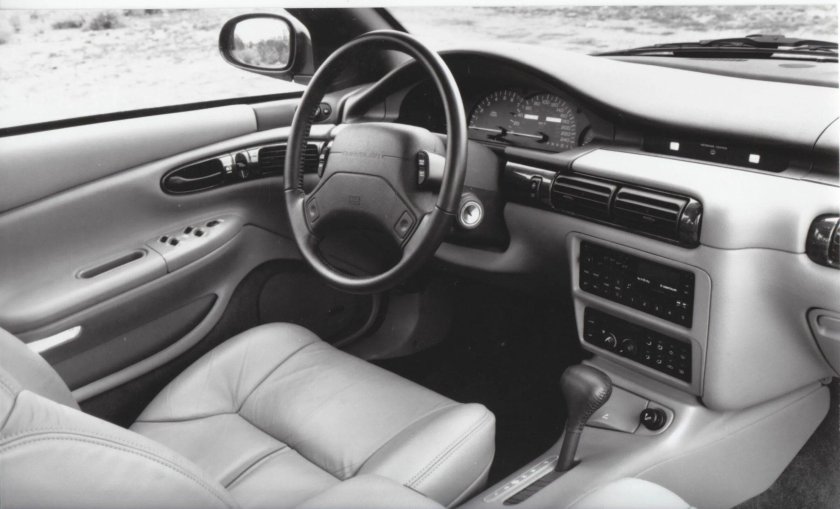 Chrysler LHS 1994 Interior