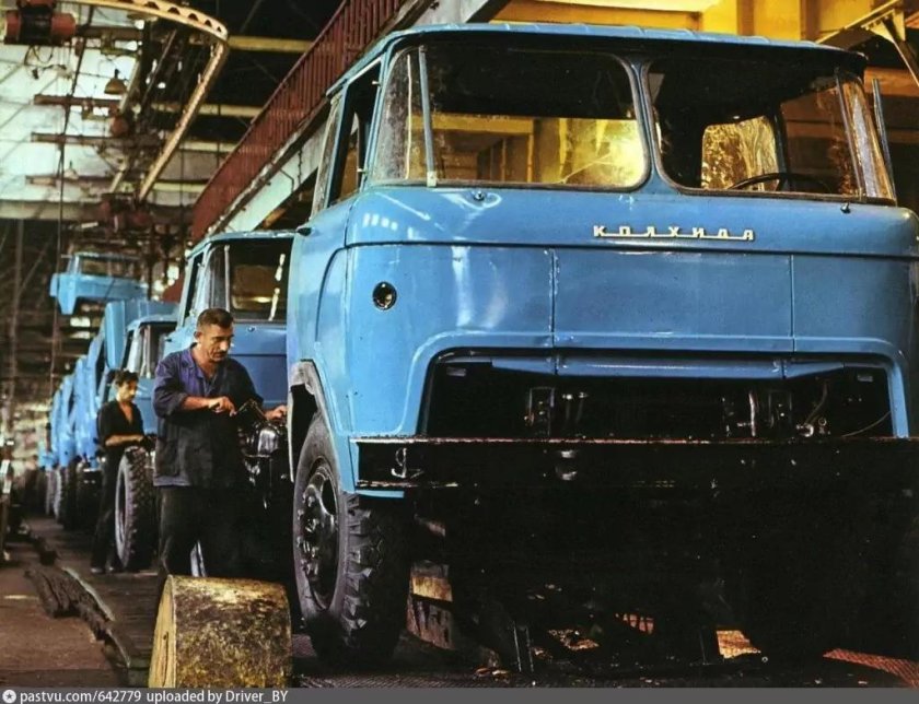 Грузовик каз 606 Колхида