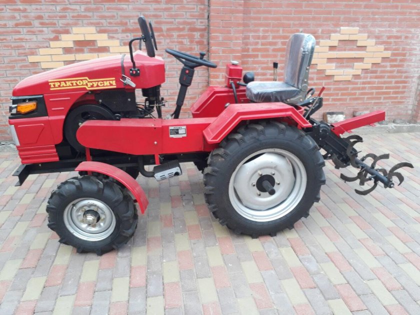 Трактор Русич т18