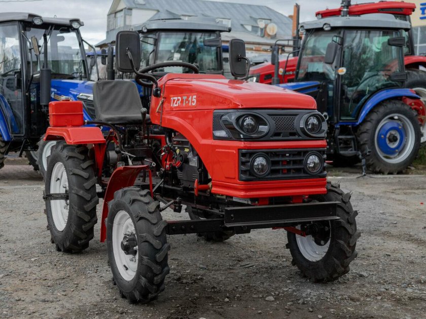 Работа на минитракторе