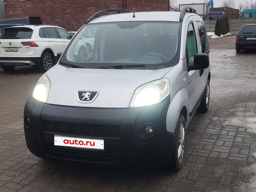 Peugeot bipper 2008 2018