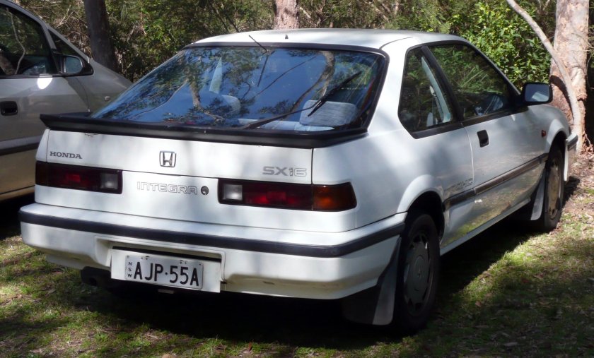 Honda Integra 86 год