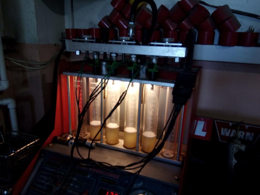 Стенд ультразвуковой очистки форсунок Кристалл