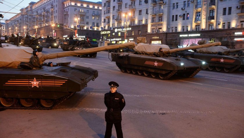 Танк т-14 Армата на параде