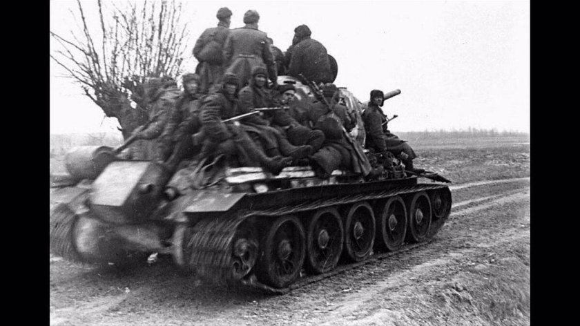 Т 34 85 танковый десант