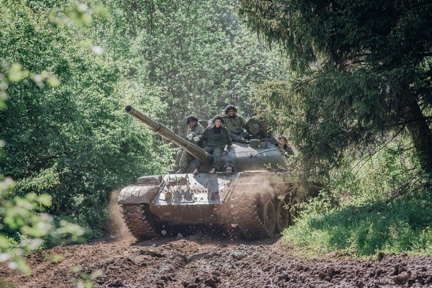 Покататься на танке в Подмосковье