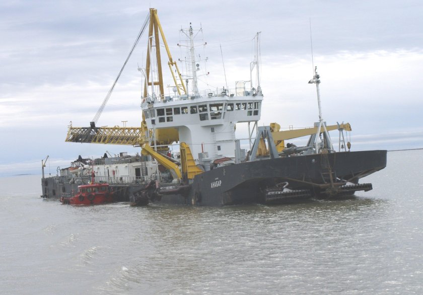 Земснаряд Ямал