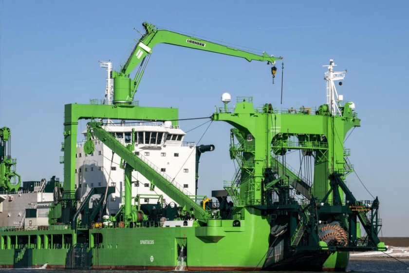 IHC земснаряды