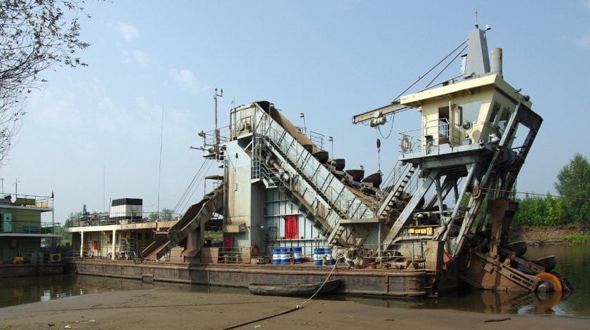 Волжский 212 земснаряд