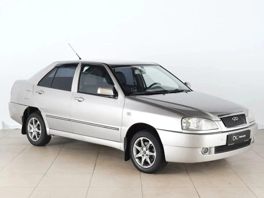 Машина Chery Amulet a15