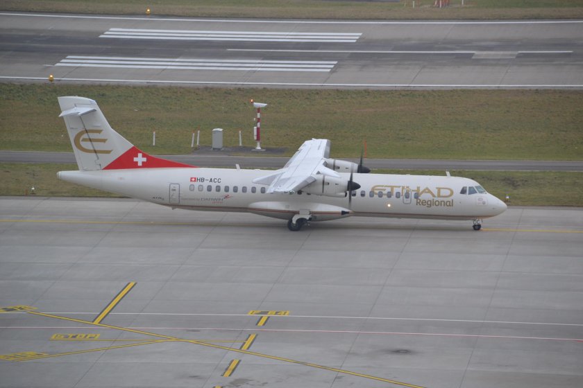 ATR 72-200