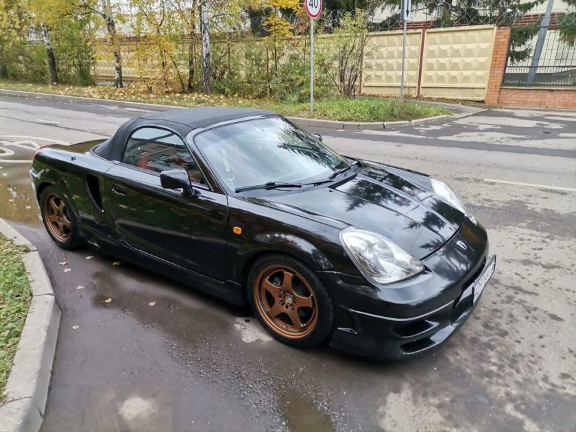 Тойота Mr-s 2001