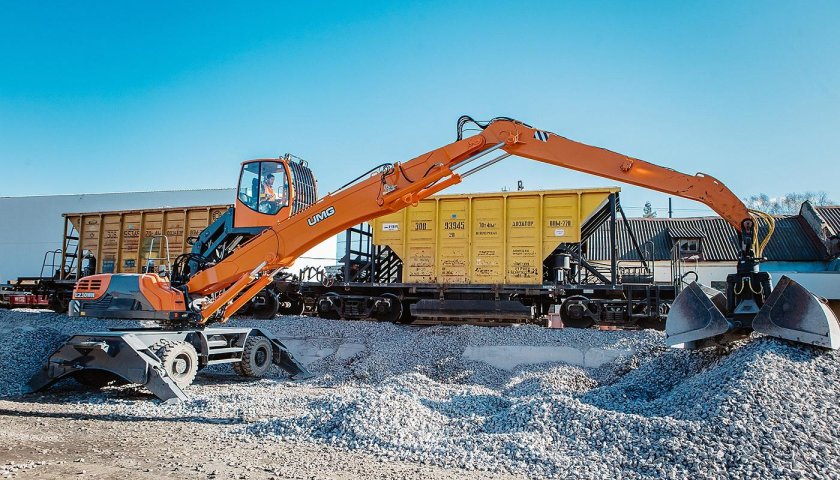 Экскаватор-перегружатель колесный UMG e230wh
