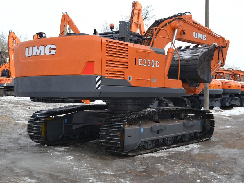 Экскаватор UMG 330