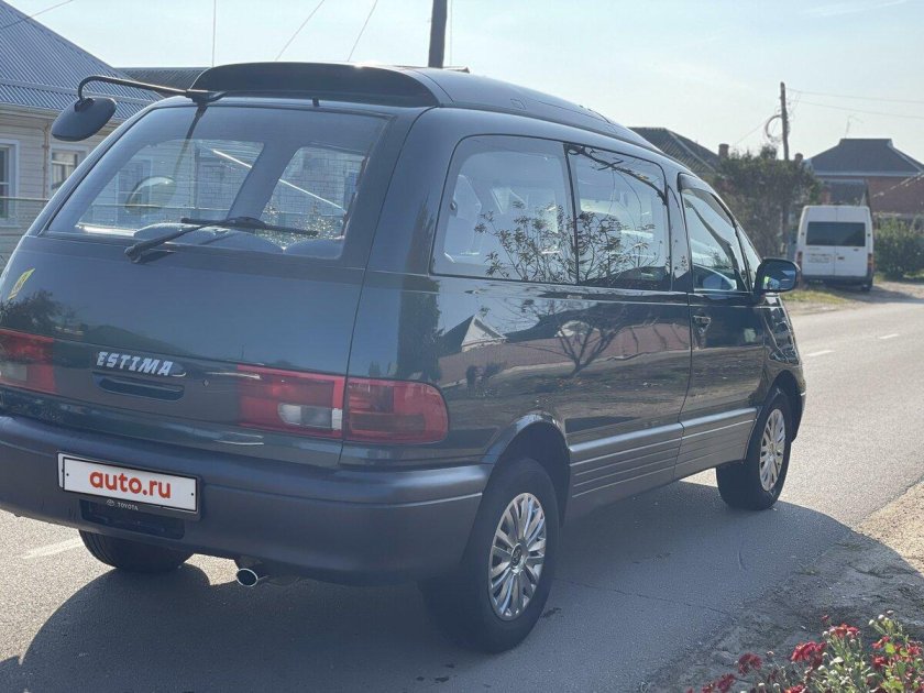 Тойота эстима люсида 2.2 дизель