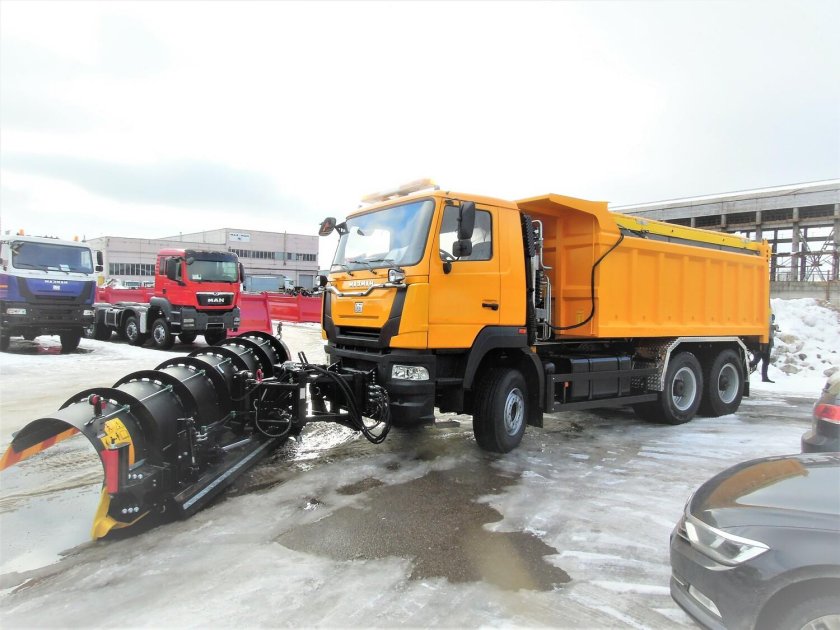 Новый самосвал МАЗ ман