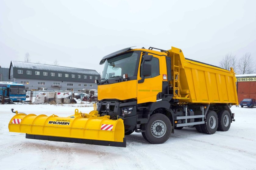 Снегоуборочная машина КДМ Вольво