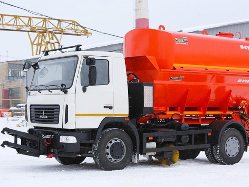 Комбинированная дорожная машина ко-829n