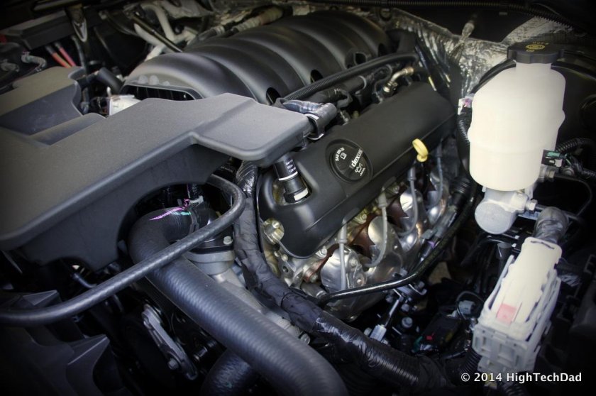 GMC Yukon двигатель v8