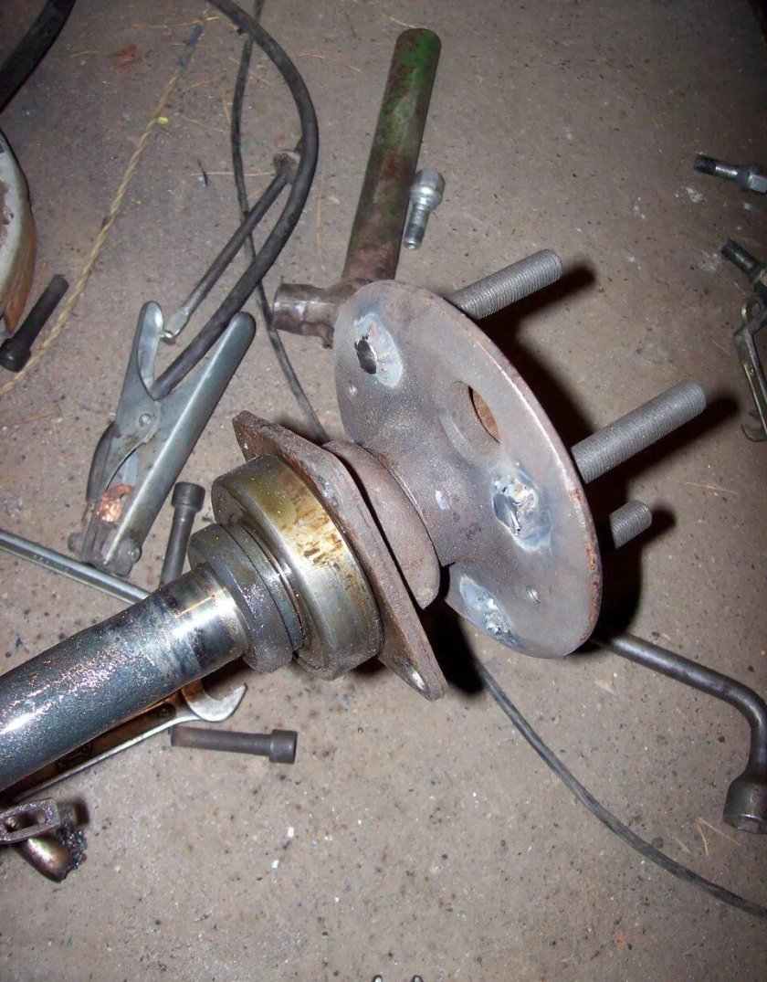 Задняя ступица ВАЗ 2106