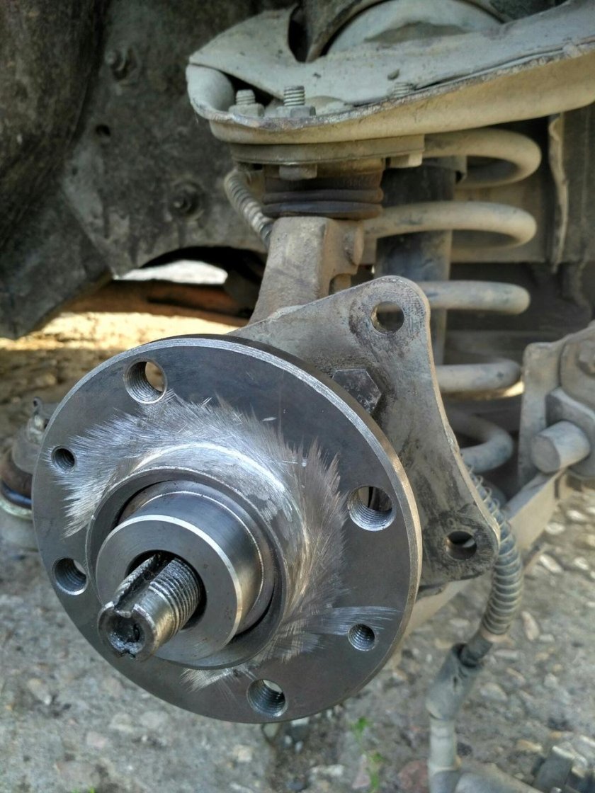 Ступица ВАЗ 2106