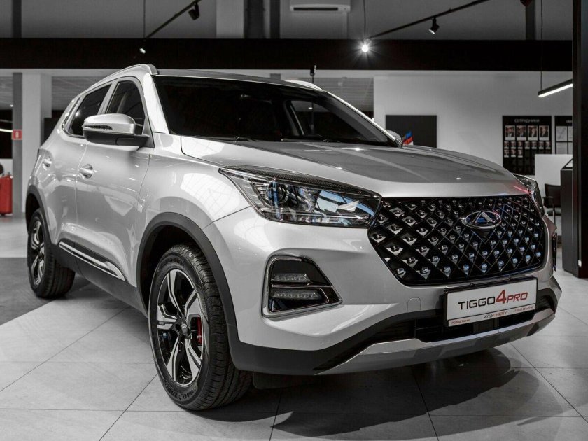 Чери Тигго серебристый