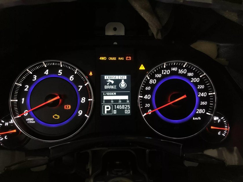 Приборная панель Infiniti fx35