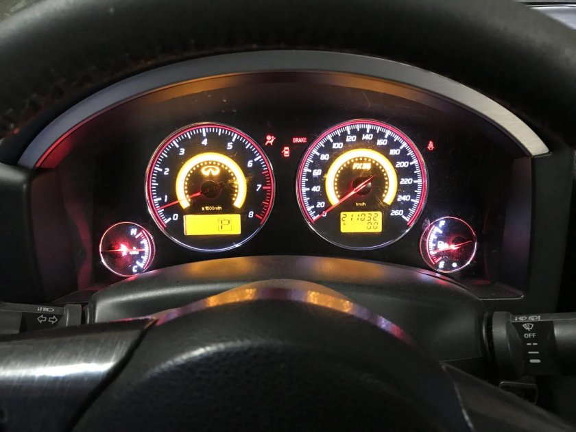 Панель приборов Инфинити fx35