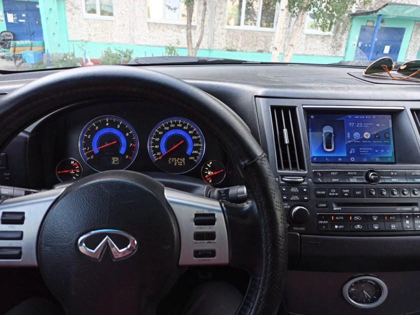 Панель приборов Инфинити fx35