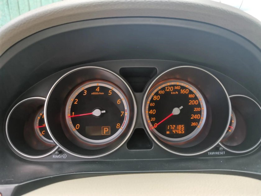 Приборка Infiniti m35