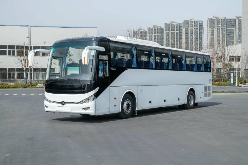 Ютонг автобус 2023