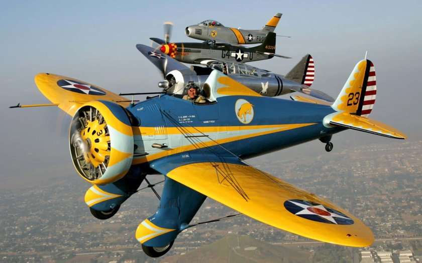 Boeing p-26 Peashooter
